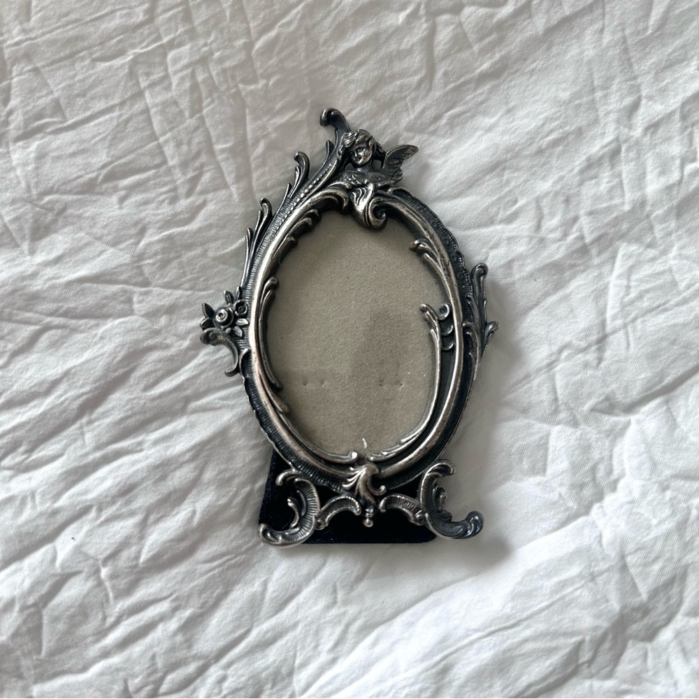 Vintage Silver Cherub Picture Frame - Picture 6 of 6